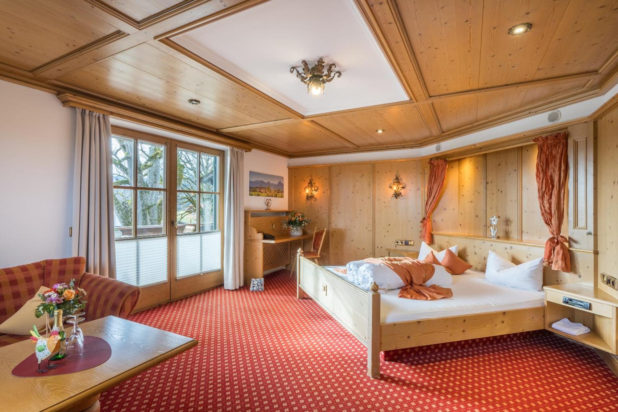 Landhotel Gockelwirt Eisenberg (Bavaria) Exterior foto